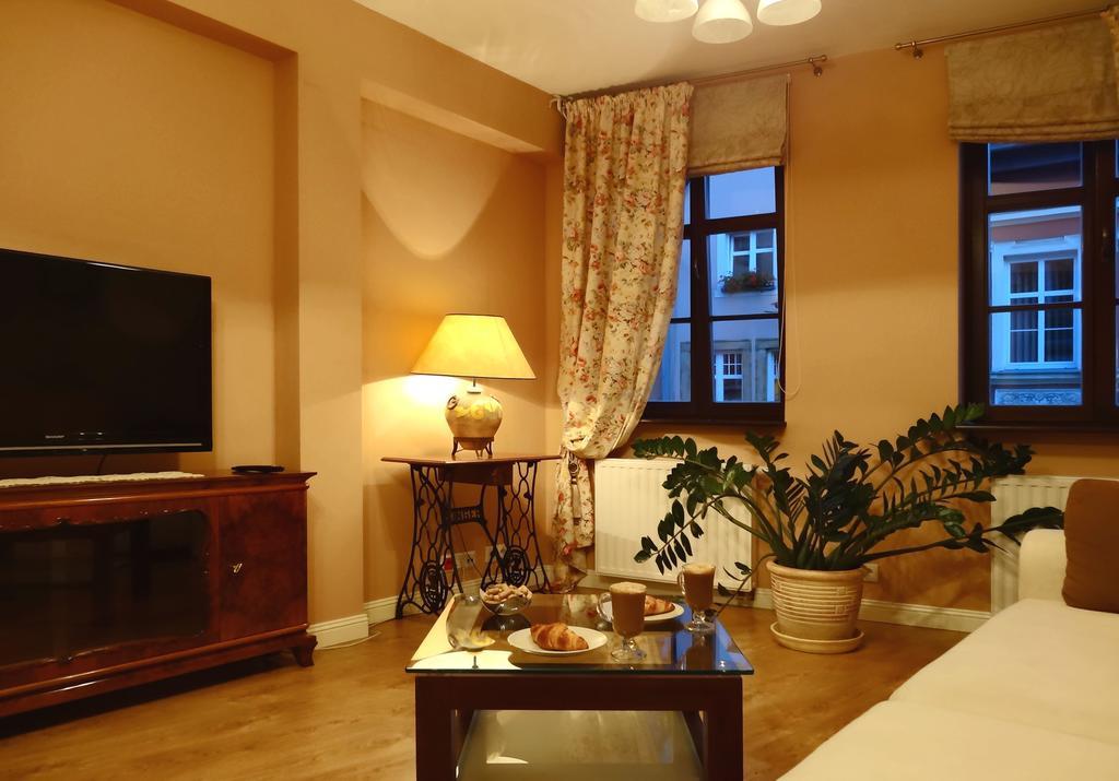 Apartamenty Centrum Villa Perla Еленя-Гура Номер фото