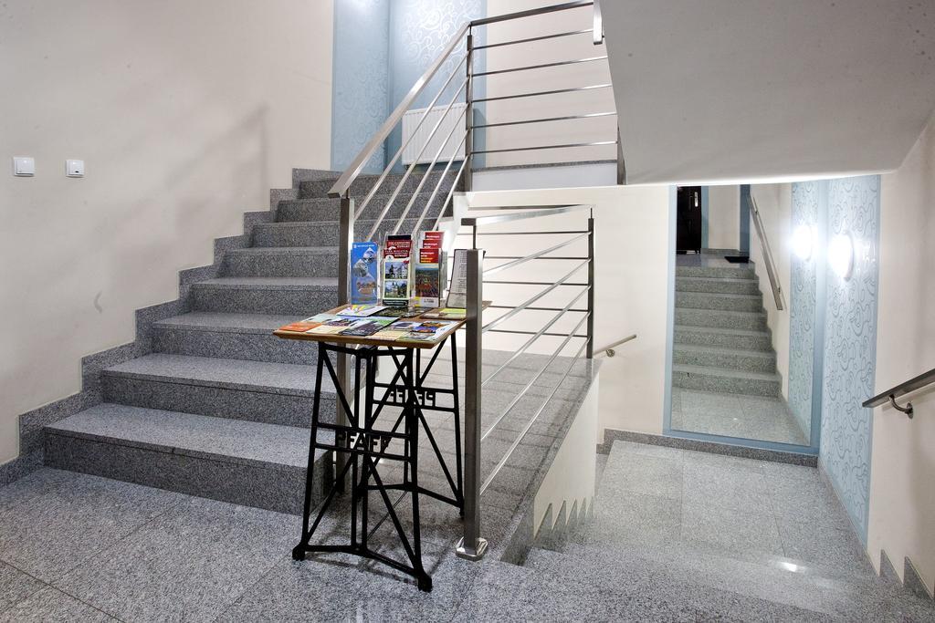 Apartamenty Centrum Villa Perla Еленя-Гура Экстерьер фото