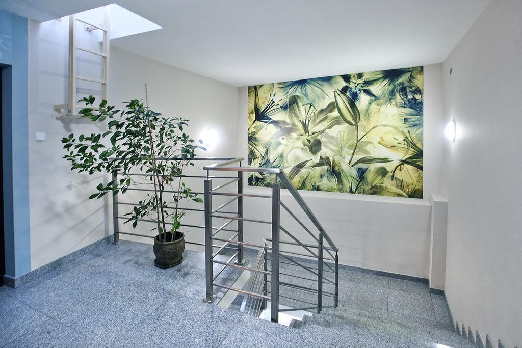 Apartamenty Centrum Villa Perla Еленя-Гура Экстерьер фото