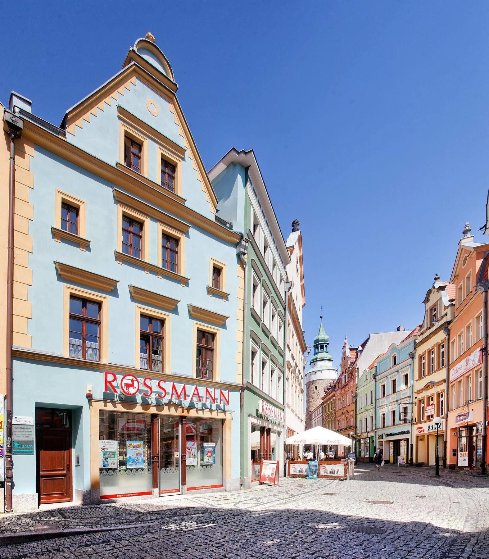 Apartamenty Centrum Villa Perla Еленя-Гура Экстерьер фото