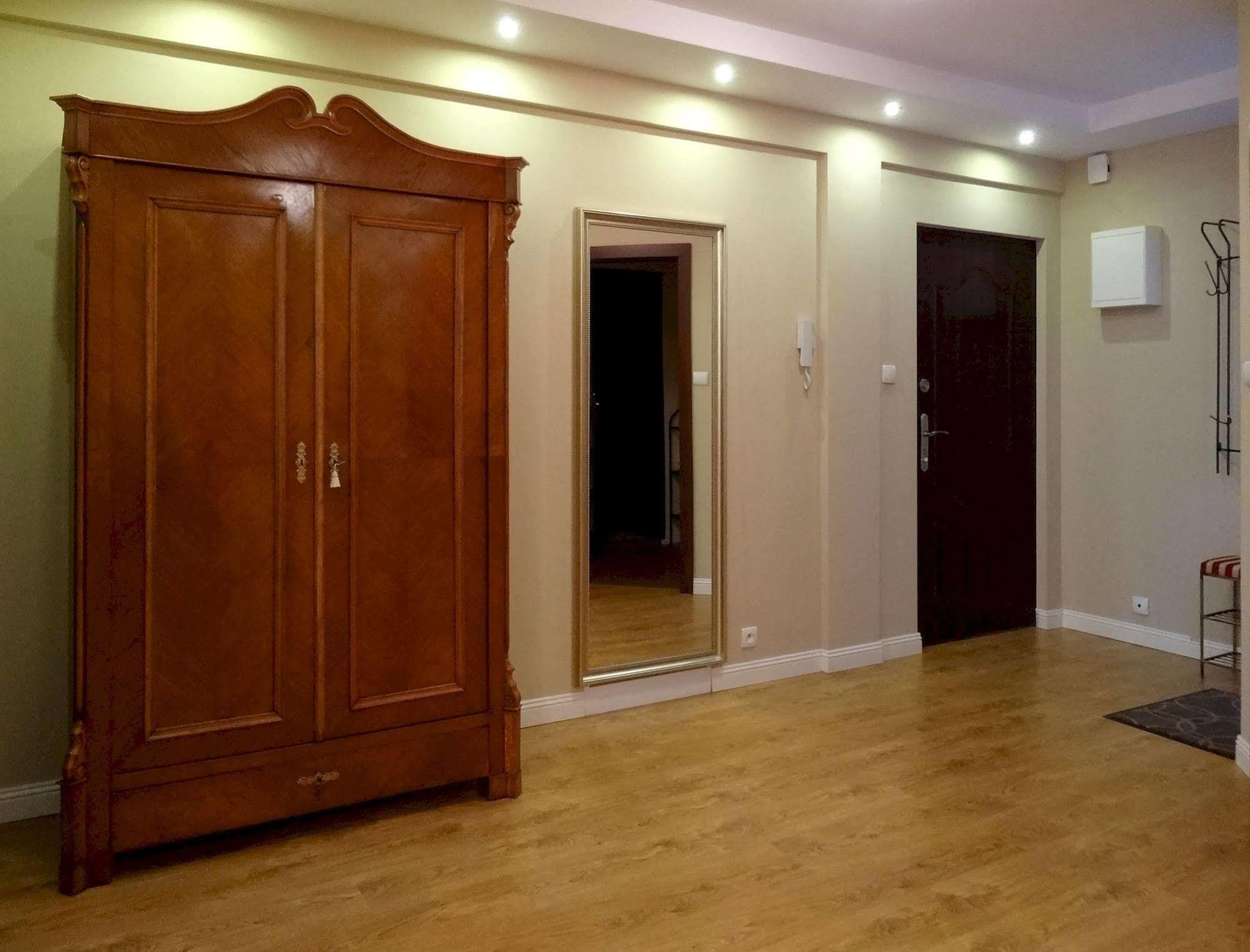 Apartamenty Centrum Villa Perla Еленя-Гура Экстерьер фото